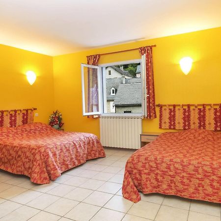 Auberge De L'Isard 圣但尼 外观 照片