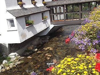 Auberge De L'Isard 圣但尼 外观 照片