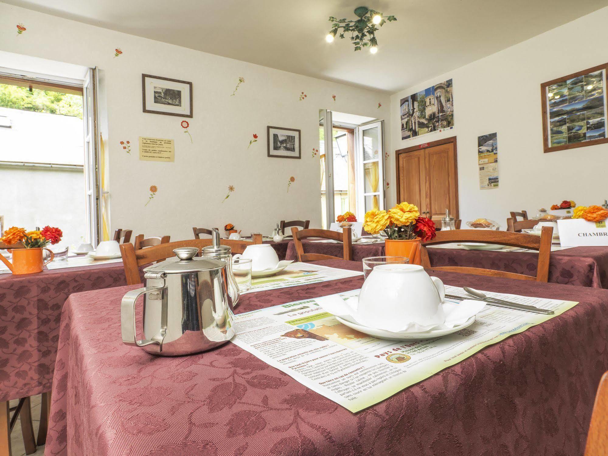 Auberge De L'Isard 圣但尼 外观 照片